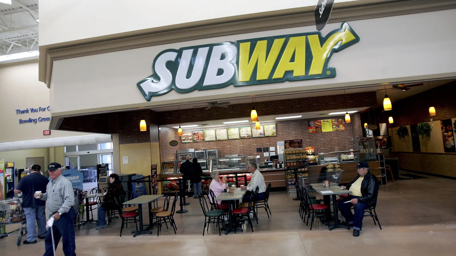 Subway and Walmart Forge Strategic Delivery Alliance to Revitalize Foot Traffic