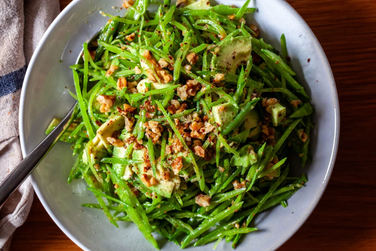The Art of the Raw: Why the Snow Pea is the Unsung Hero of Summer Salads