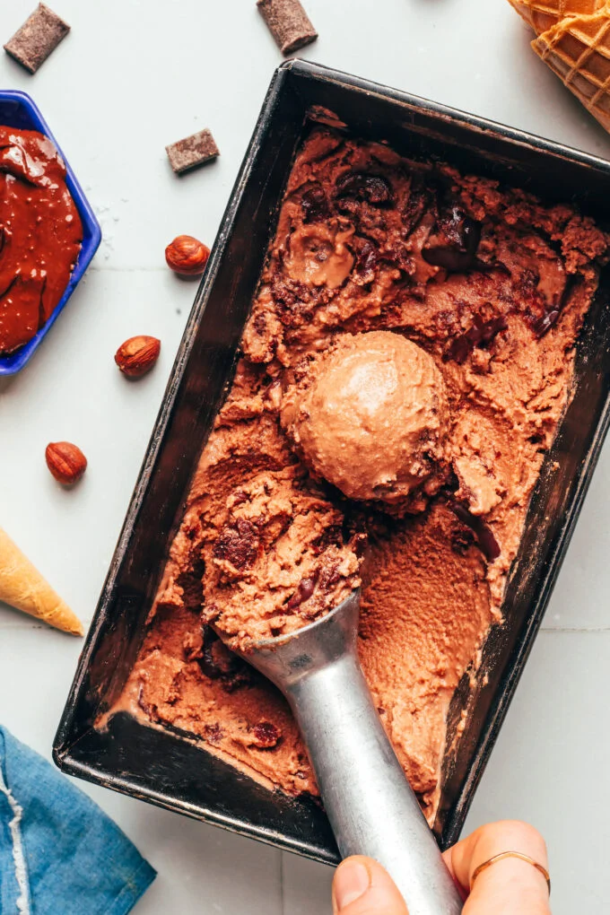 The Sweet Evolution of Dairy-Free: How a 6-Ingredient Vegan Nutella Ice Cream is Redefining Summer Desserts