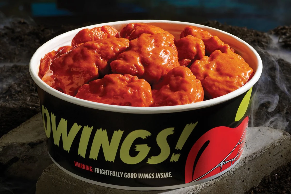 Applebee’s Unveils the "Hallowings Bucket": A Strategic Play for the Off-Premise Halloween Market