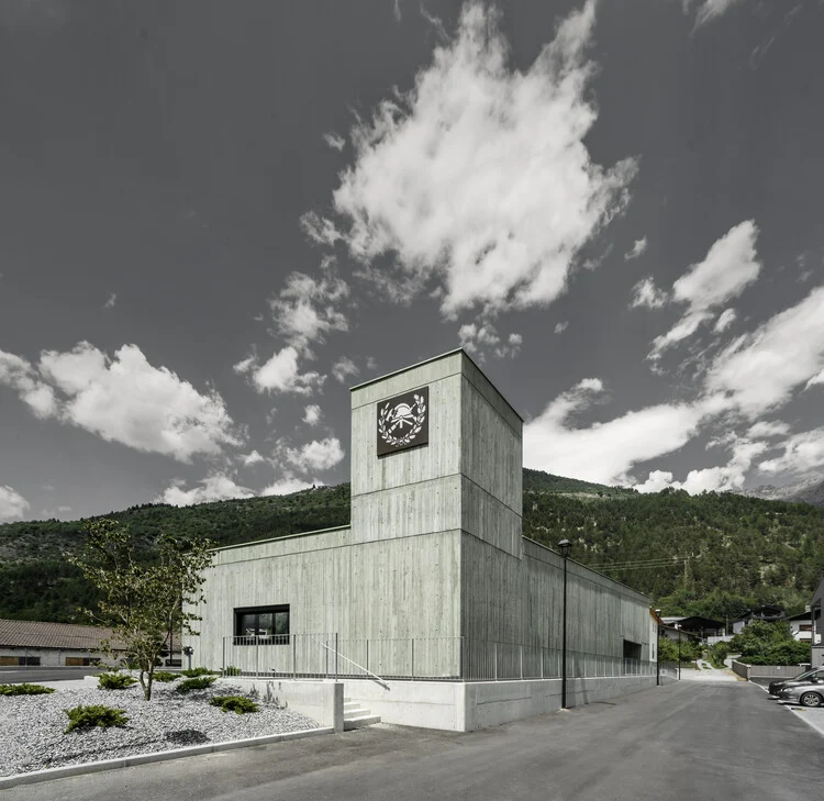 Architectural Resilience: Roland Baldi Architects Unveil the New Civil Protection Centre in Oris