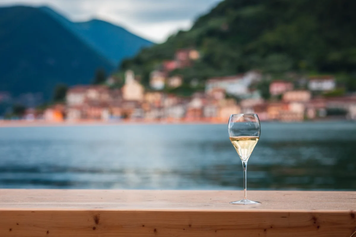 Beyond the Fizz: Navigating the Complex World of Premium Prosecco