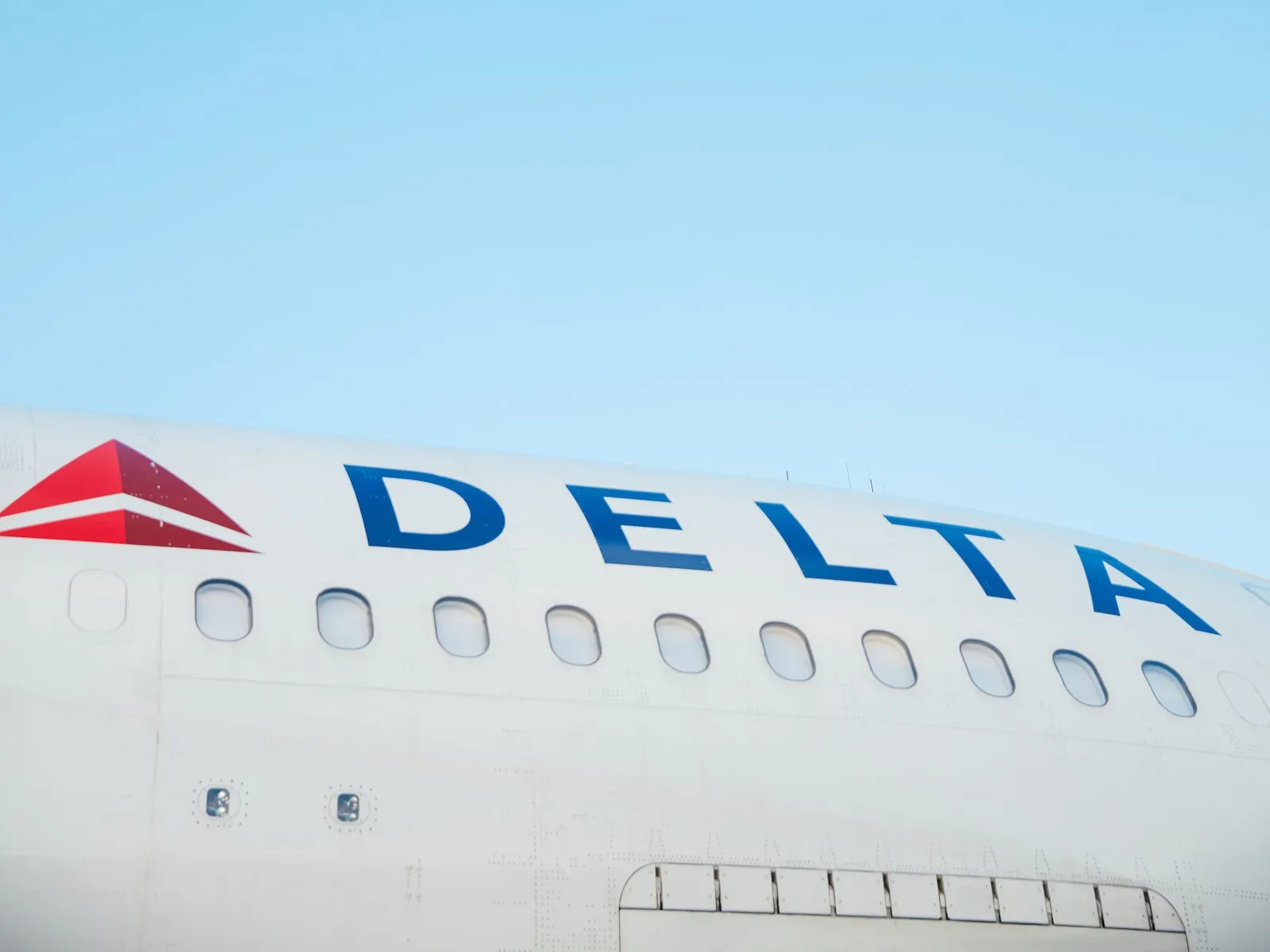 Delta Air Lines CEO Ed Bastian Signals Resilience: Air Travel Demand Remains Robust Despite Steep Fare Hikes