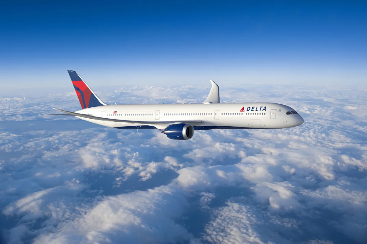 Delta Air Lines Navigates Economic Headwinds: Adjusting 2026 Outlook Amid Fuel Price Surge