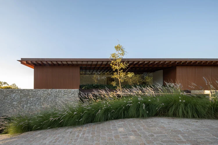Harmony in Nature: Exploring the Architectural Vision of House D+J by Pablo Lanza Arquitetura