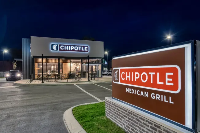 The Great Divergence: How Leading Restaurant Chains Are Defying 2026’s Economic Headwinds