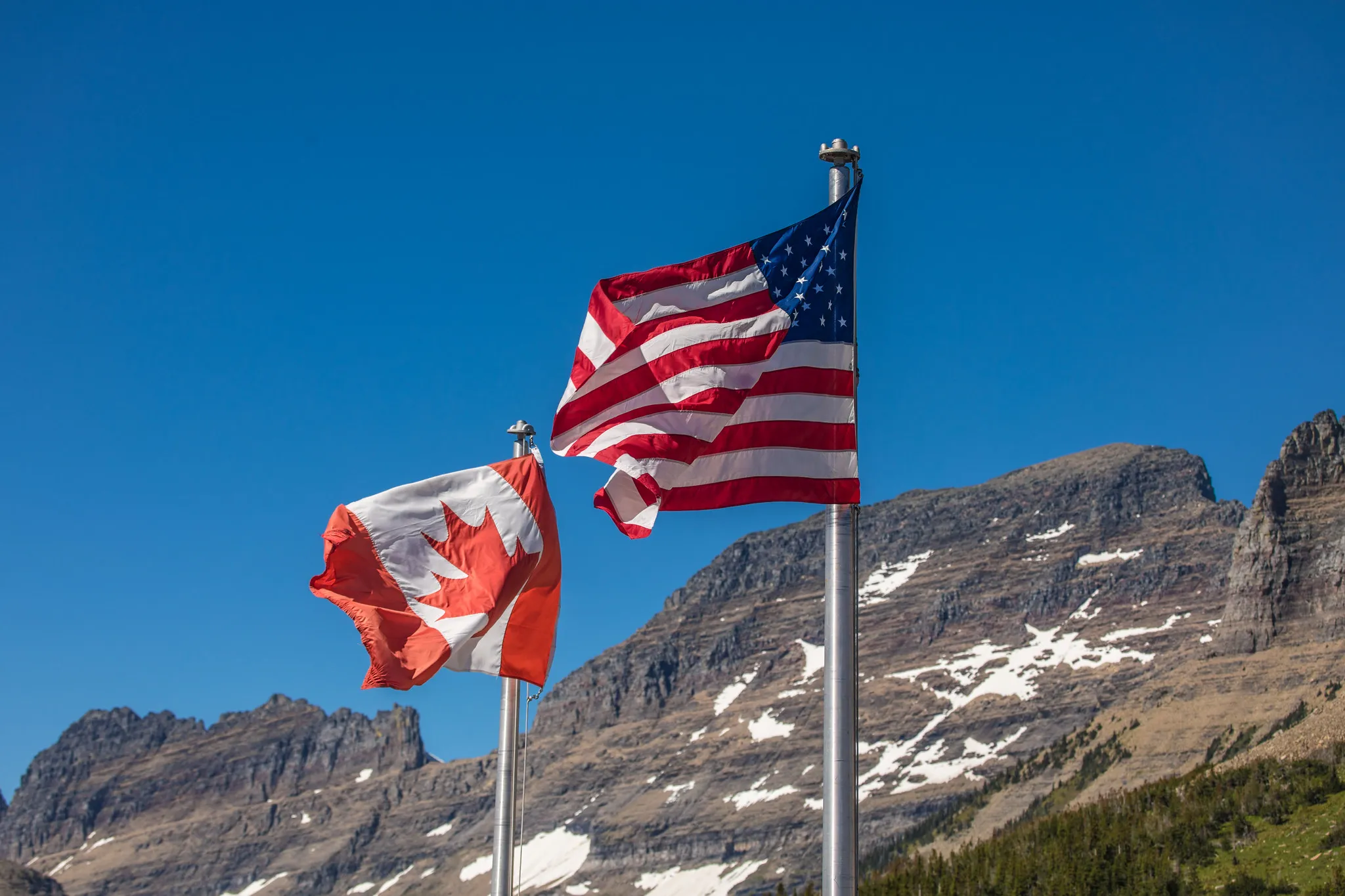 The Great Transatlantic Divergence: Why Europe’s Tourism Strategy Must Decouple the U.S. and Canadian Markets
