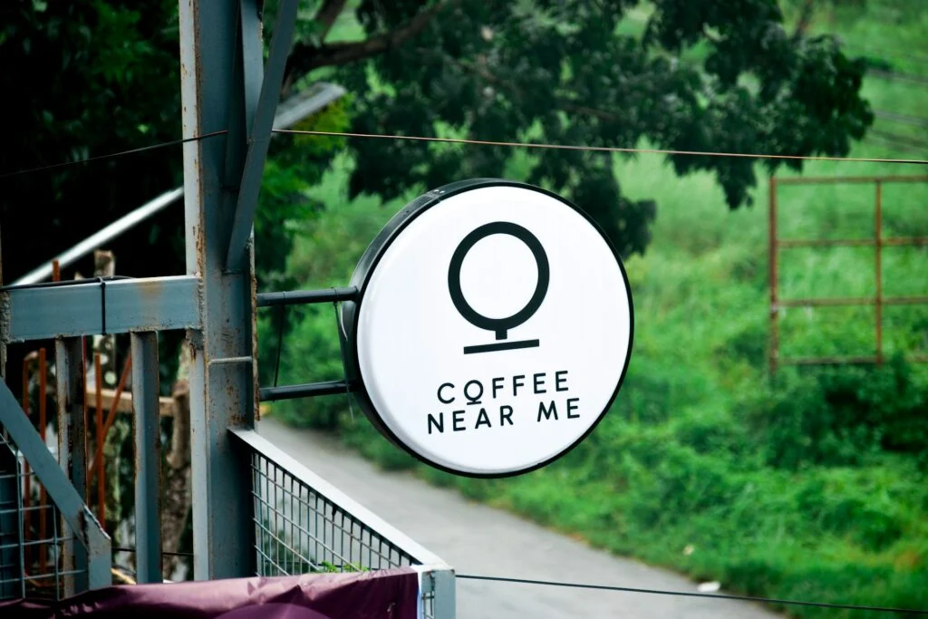 The Local Advantage: How Independent Restaurants Can Outmaneuver National Chains in the Digital Age