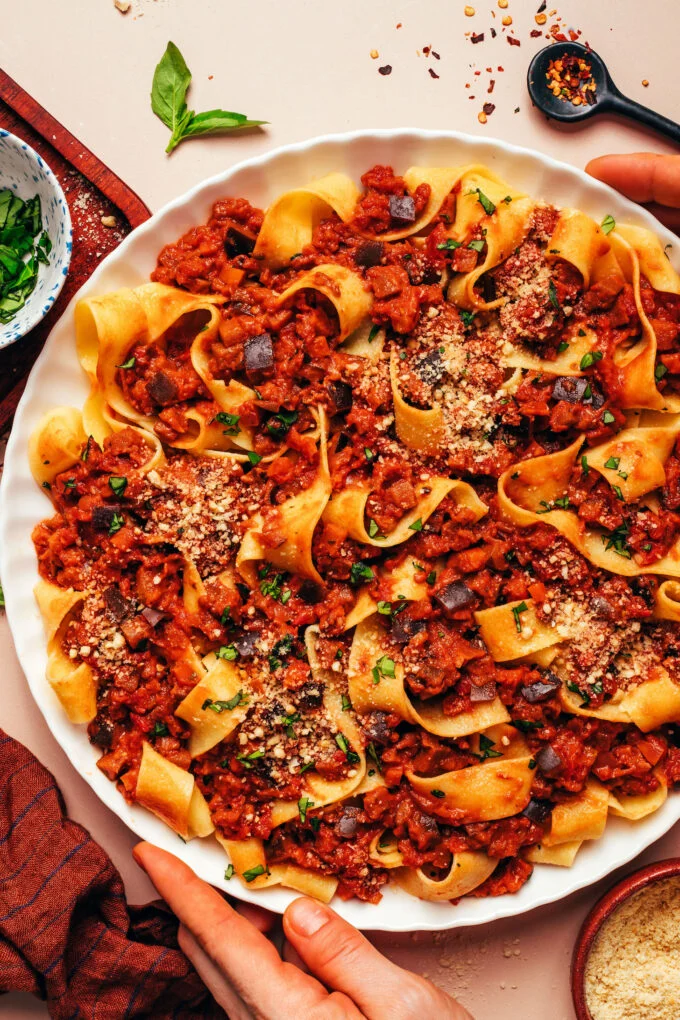 The Renaissance of the Rustic Ragù: Why Eggplant Bolognese is the Culinary Trend of the Season